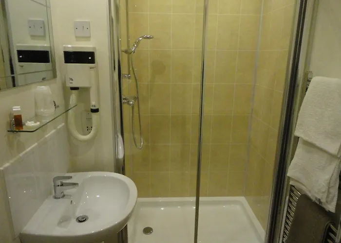 Arden House Hotel